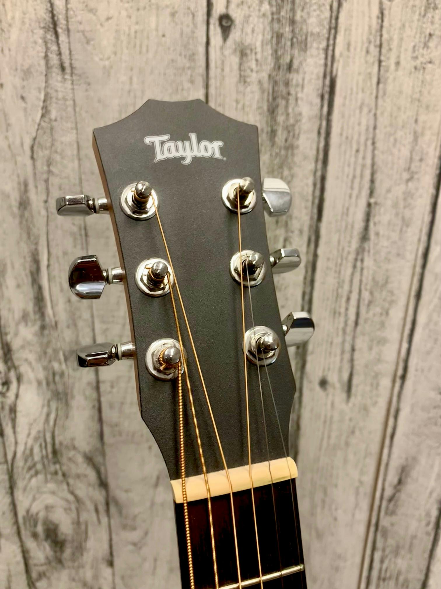 Taylor Baby 301 with Hard Case - Commission Sale